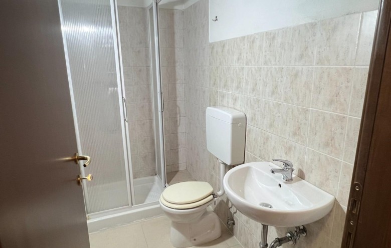 Appartamento in vendita a Massa