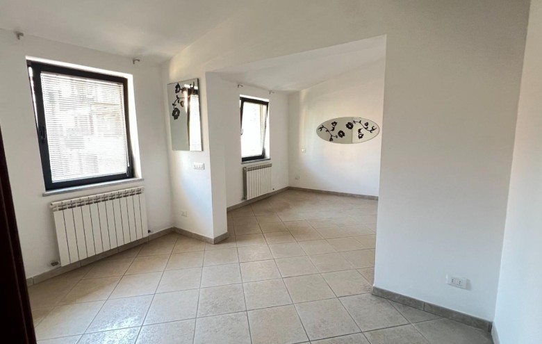 Appartamento in vendita a Massa