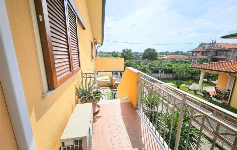 Appartamento in vendita a Massa