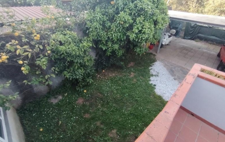 Casa semi indipendente in vendita a Massa