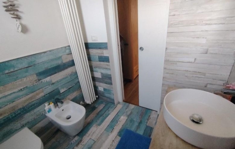 Casa semi indipendente in vendita a Massa