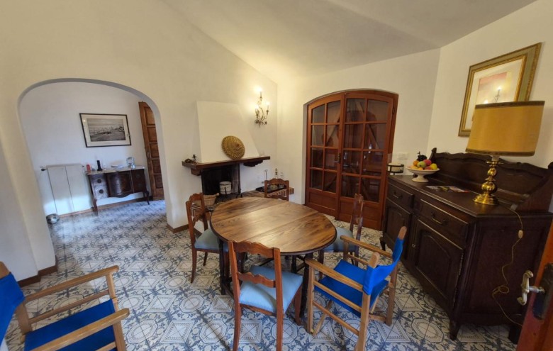 Bifamiliare in vendita a Massa