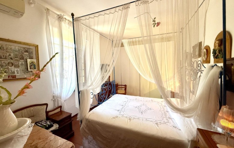Villa singola in vendita a Massa