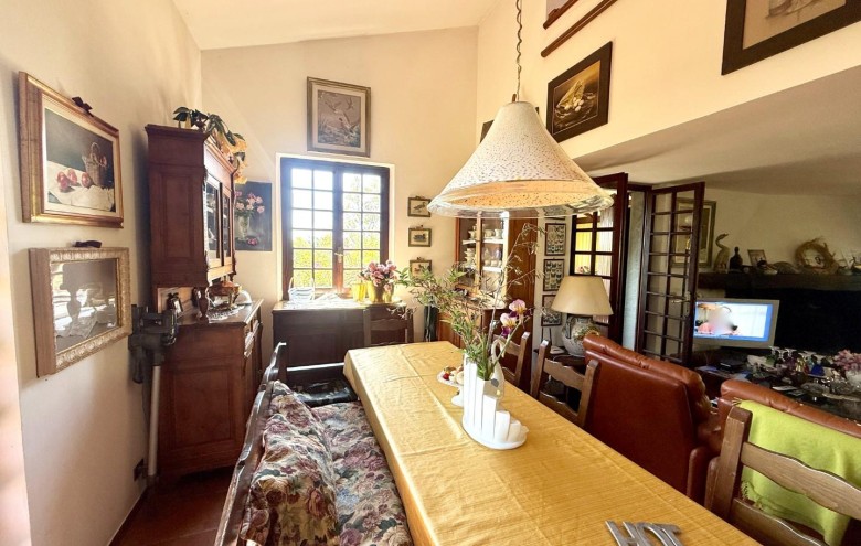 Villa singola in vendita a Massa