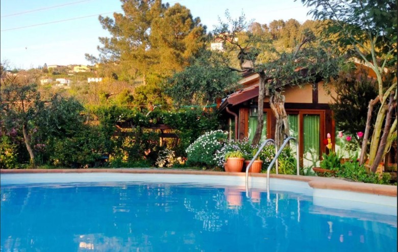 Villa singola in vendita a Massa