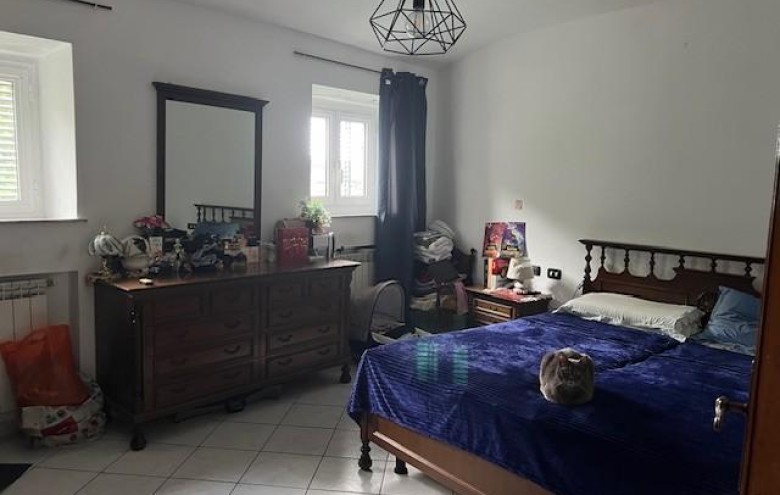 Appartamento in vendita a Carrara