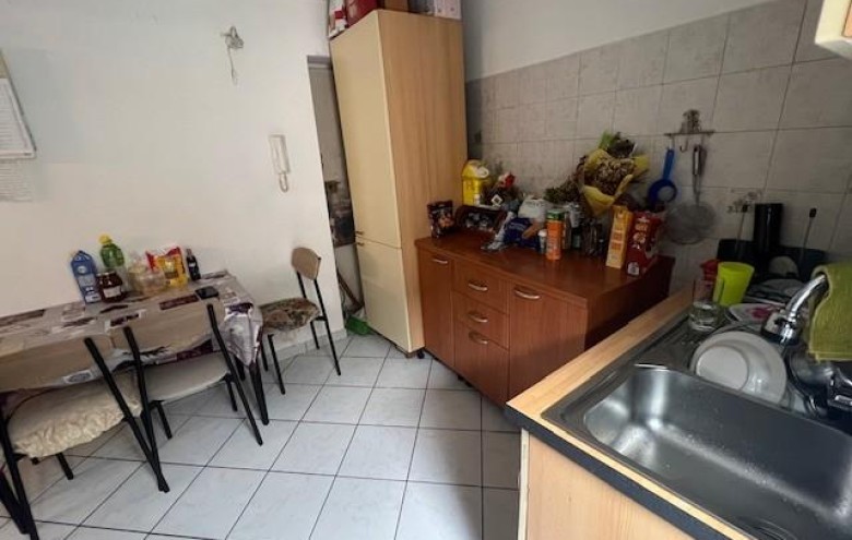 Appartamento in vendita a Carrara