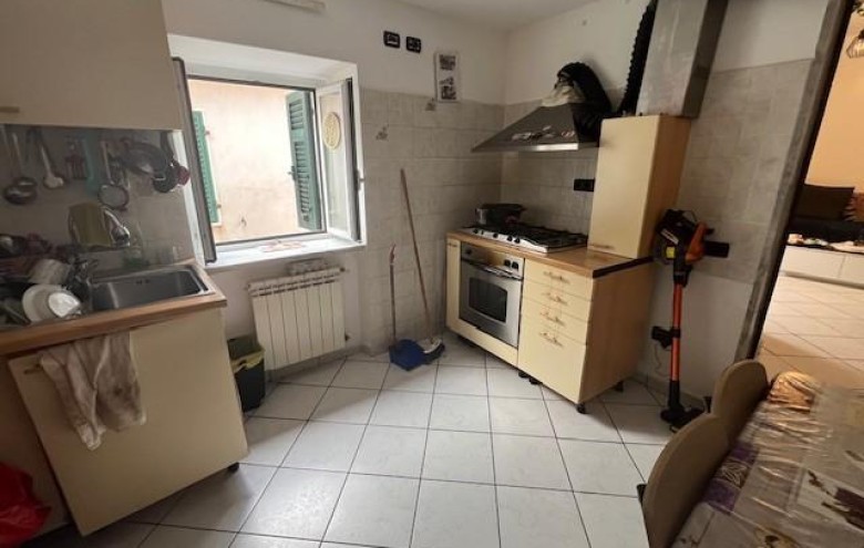Appartamento in vendita a Carrara