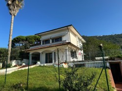 villa-in-vendita-a-fossone