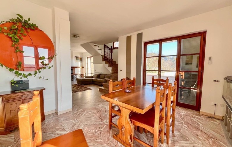 Villa singola in vendita a Carrara