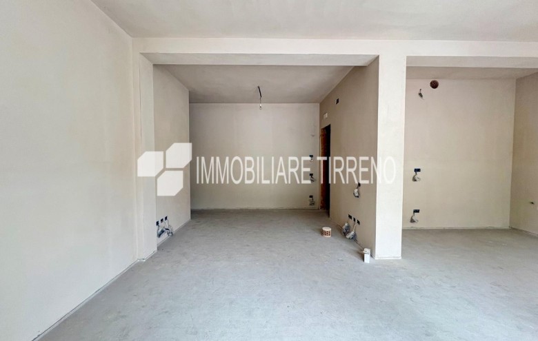 Appartamento in vendita a Montignoso