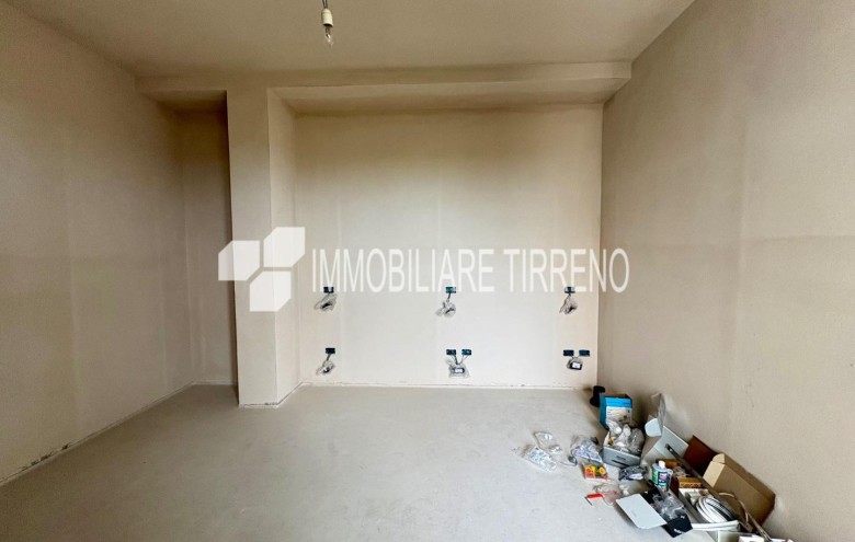 Appartamento in vendita a Montignoso