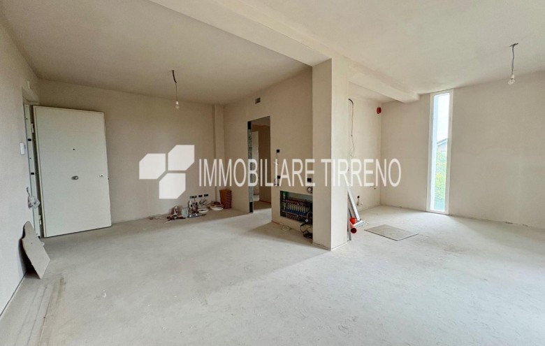 Appartamento in vendita a Montignoso