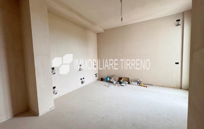 Appartamento in vendita a Montignoso