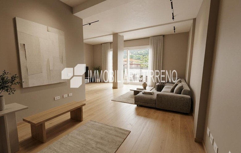 Appartamento in vendita a Montignoso