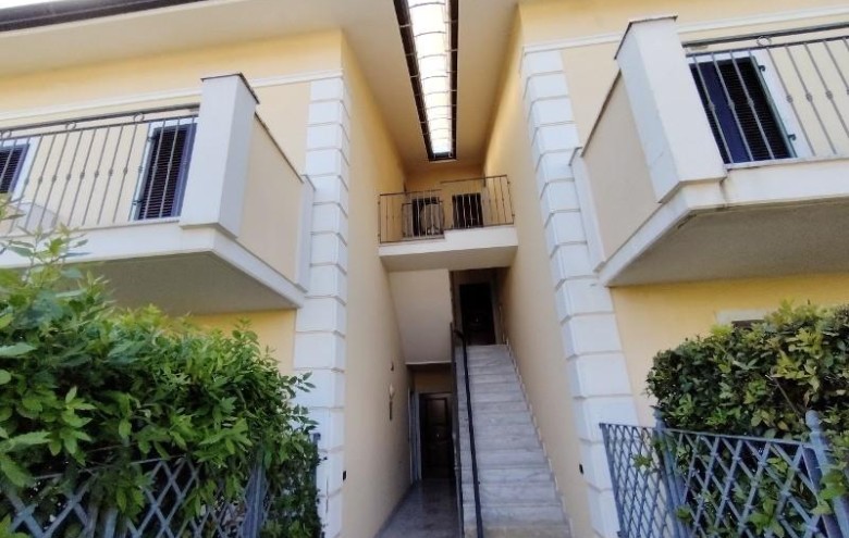 Appartamento in vendita a Massa