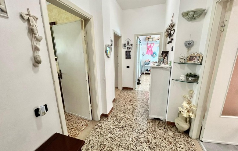 Appartamento in vendita a Massa