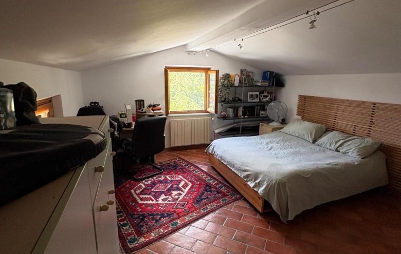 Casa semi indipendente in vendita a Massa