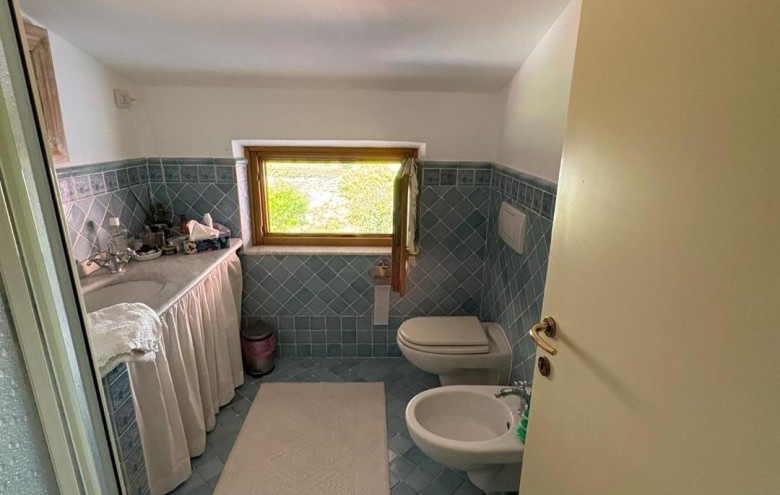 Casa semi indipendente in vendita a Massa