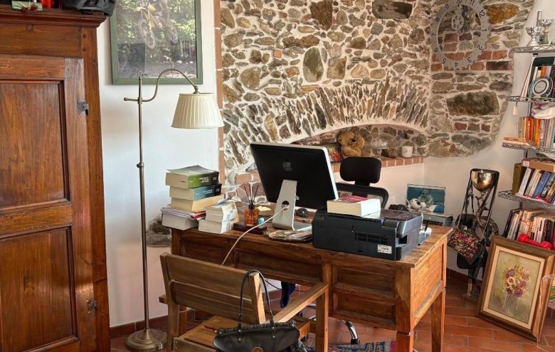 Casa semi indipendente in vendita a Massa