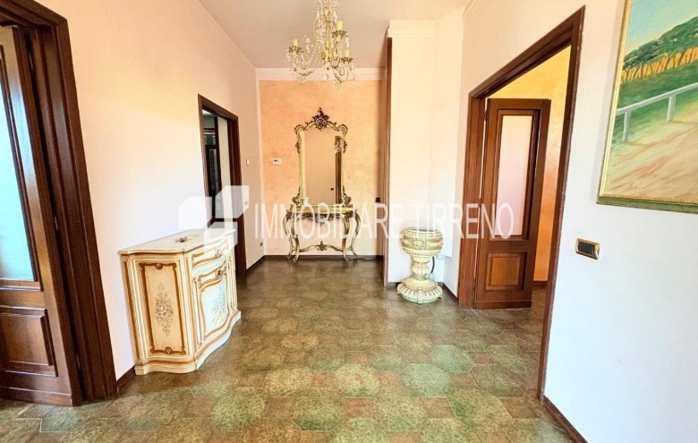 Appartamento in vendita a Massa