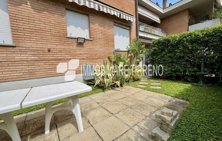 Appartamento in vendita a Massa