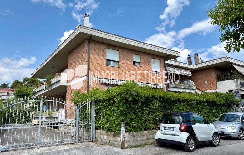Appartamento in vendita a Massa
