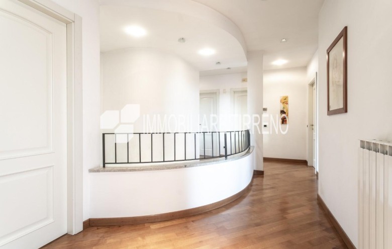 Villa singola in vendita a Massa