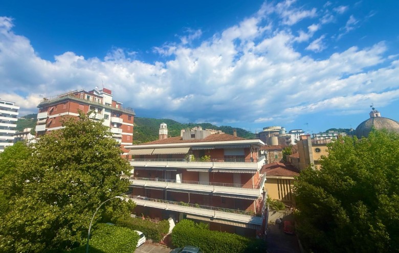 Appartamento in vendita a Massa
