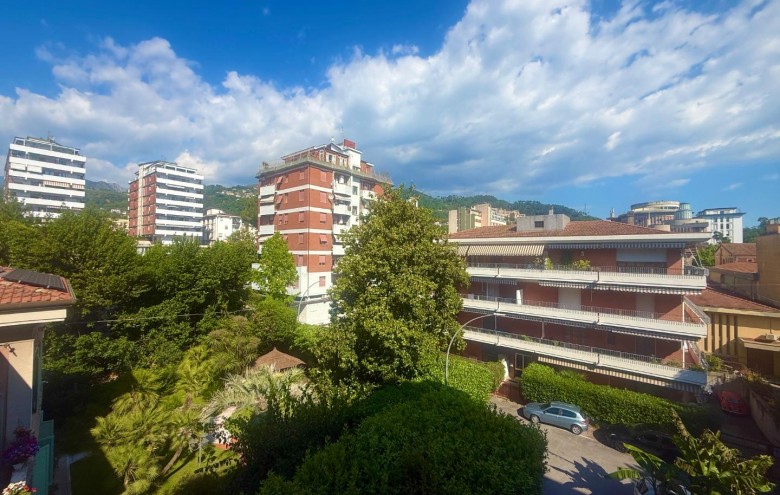 Appartamento in vendita a Massa