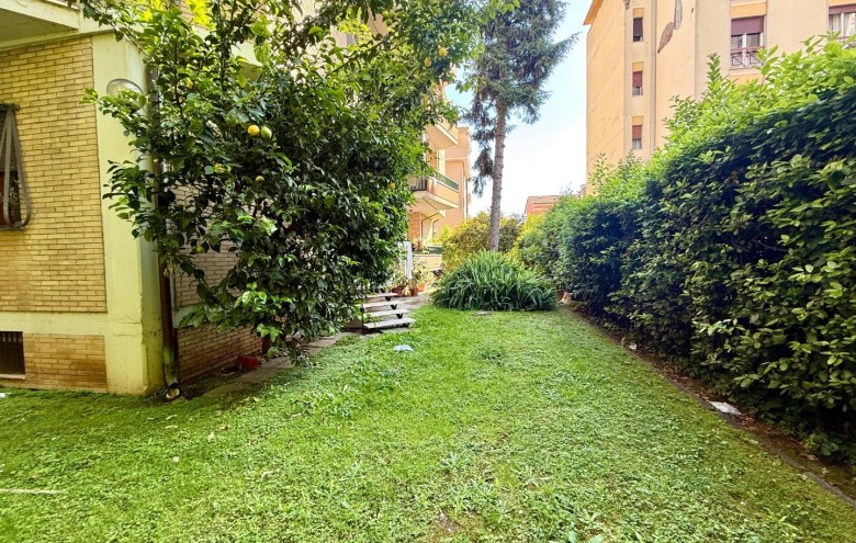Appartamento in vendita a Massa