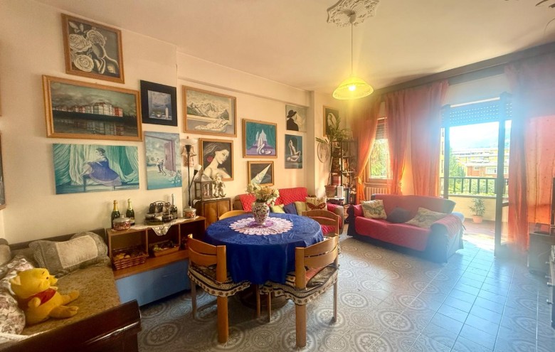 Appartamento in vendita a Massa