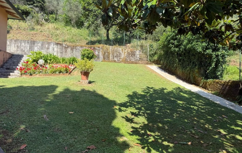 Villa singola in vendita a Massa