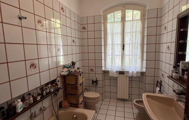 Villa singola in vendita a Massa