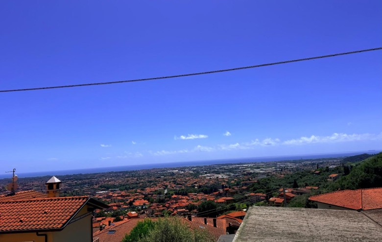 Appartamento in vendita a Massa