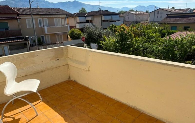 Appartamento in vendita a Massa