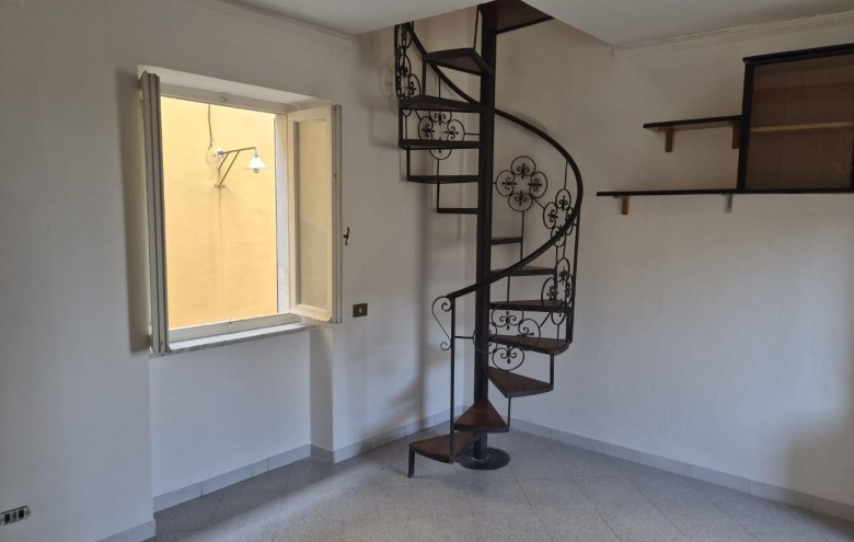 Appartamento in vendita a Carrara