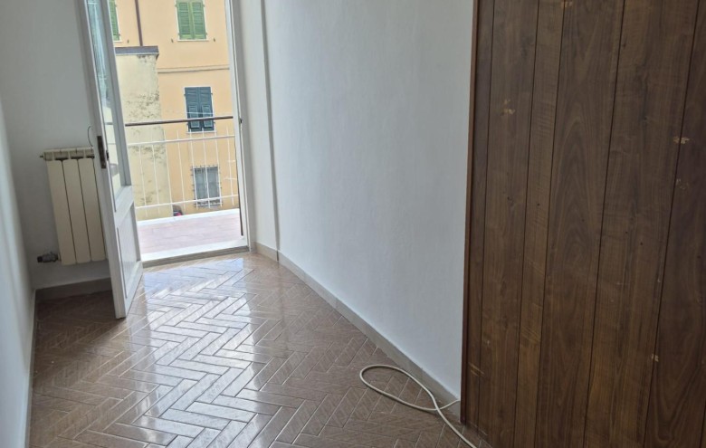 Appartamento in vendita a Carrara
