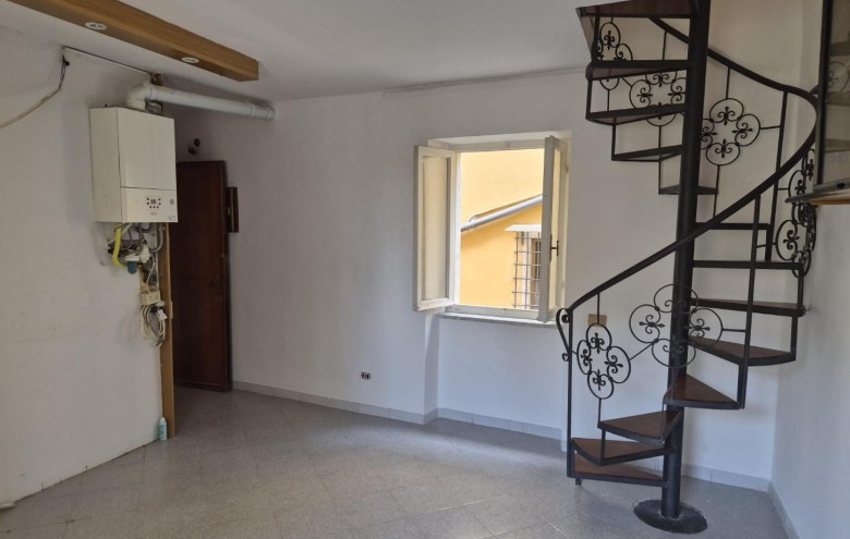 Appartamento in vendita a Carrara
