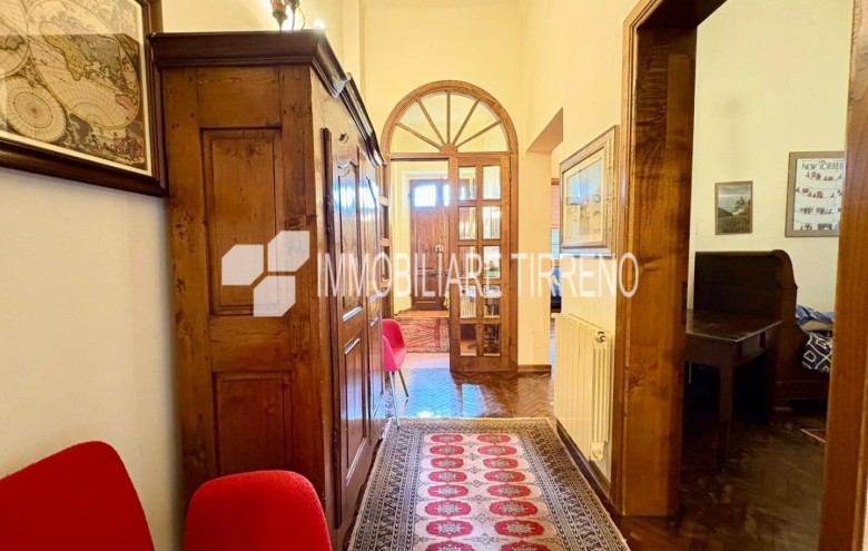 Villa singola in vendita a Massa