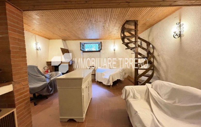 Villa singola in vendita a Massa