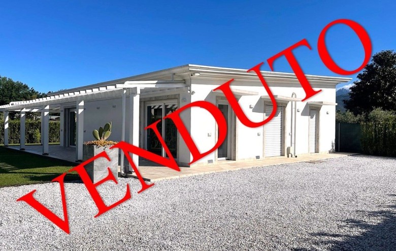 Villa singola in vendita a Massa