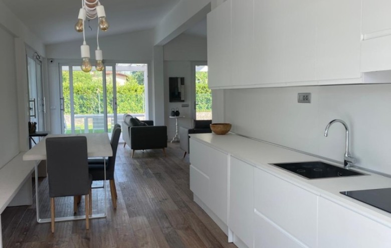 Villa singola in vendita a Massa