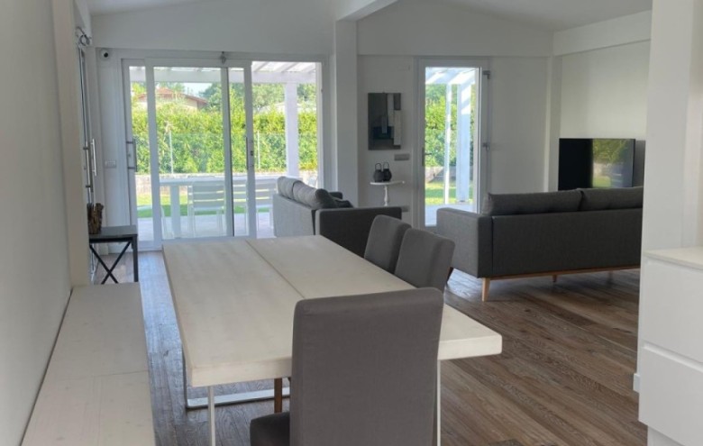 Villa singola in vendita a Massa