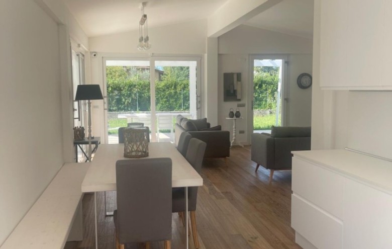 Villa singola in vendita a Massa