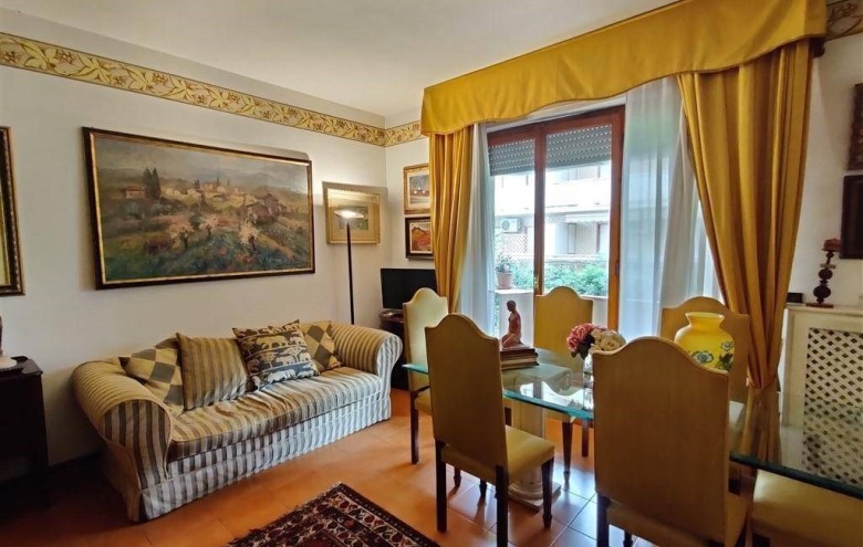 Appartamento in vendita a Massa