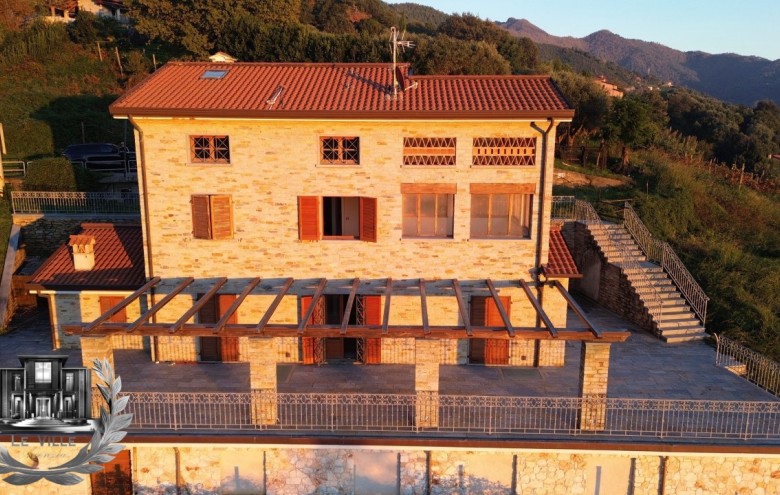 Rustico in vendita a Pietrasanta