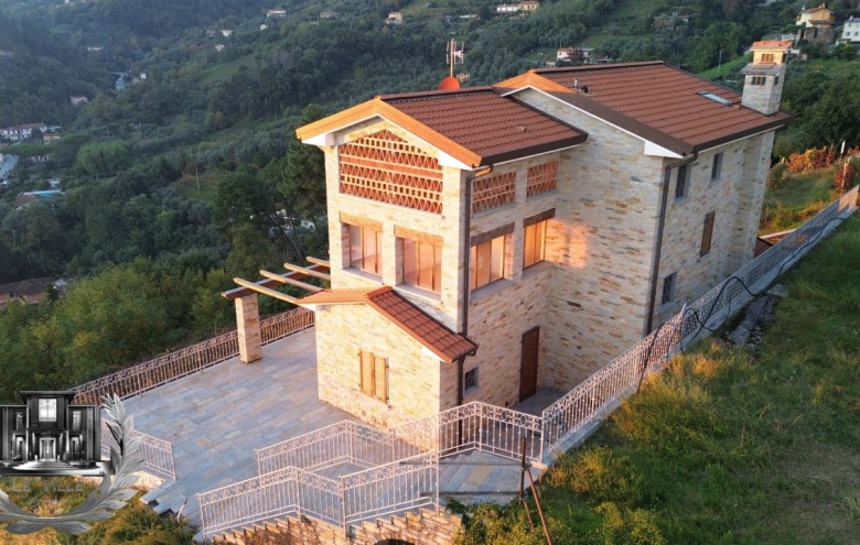 Rustico in vendita a Pietrasanta