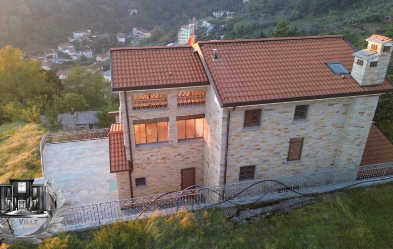 Rustico in vendita a Pietrasanta