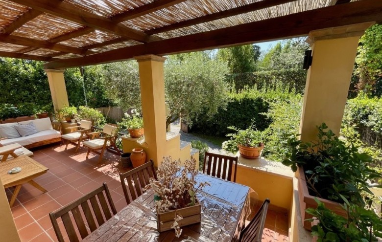 Villa singola in vendita a Pietrasanta